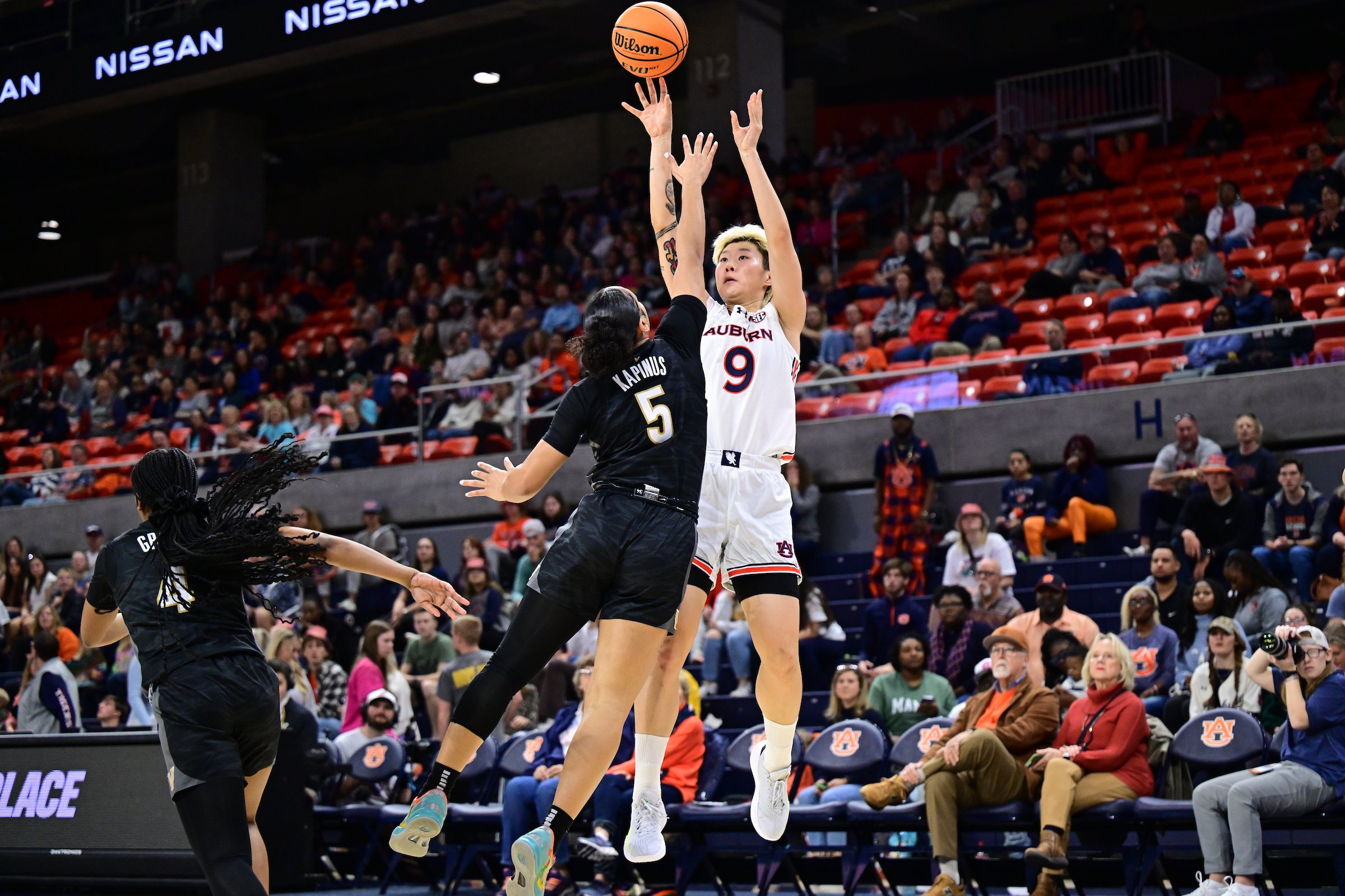 征戰(zhàn)NCAA！鄧雨婷：不太喜歡被稱為“李夢接班人” 未來想進WNBA